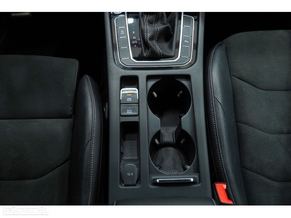 VW Arteon Shooting Brake 2.0 TDI R-Line DSG - 30