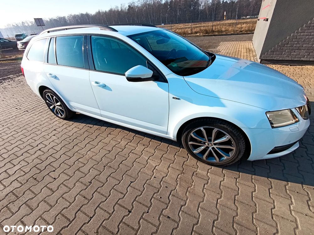 Skoda Octavia 2.0 TDI DSG Soleil - 2