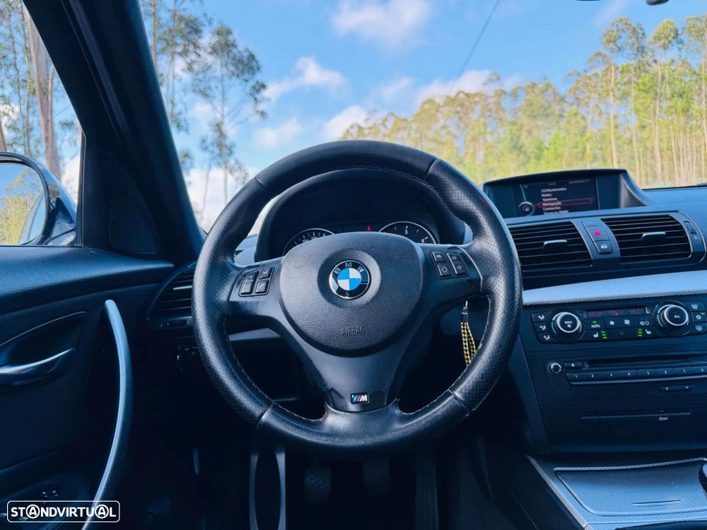 BMW 118 d Pack M - 25