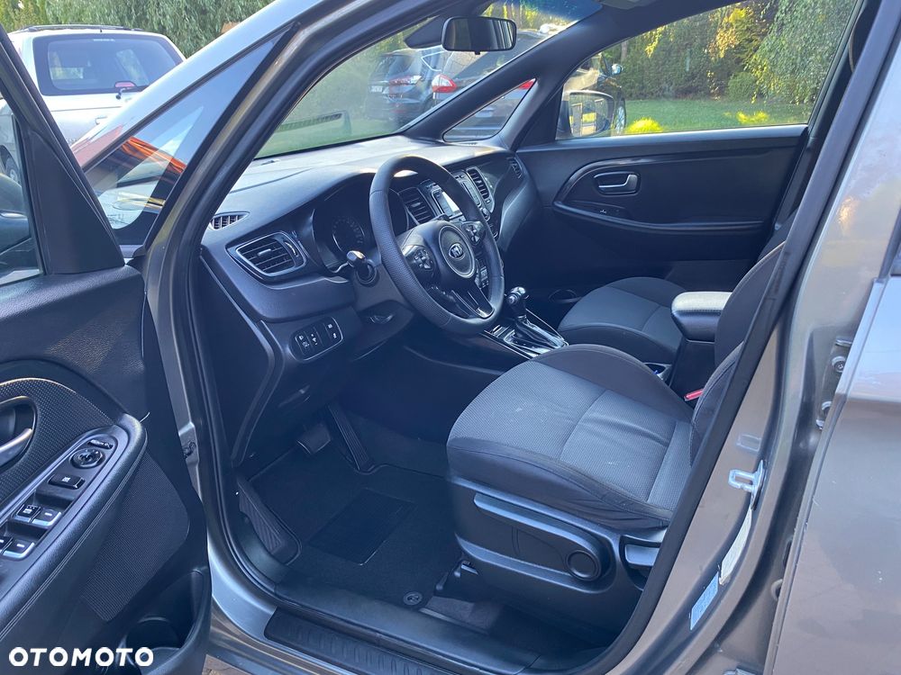 Kia Carens 1.7 CRDi L - 9