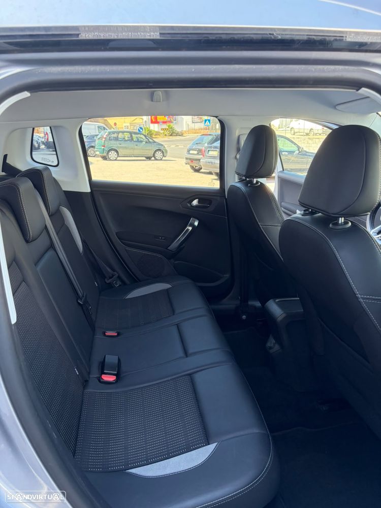 Peugeot 2008 1.6 BlueHDi Allure - 5