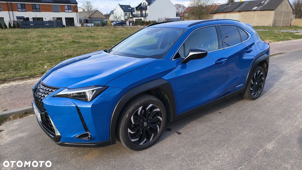 Lexus UX - 1
