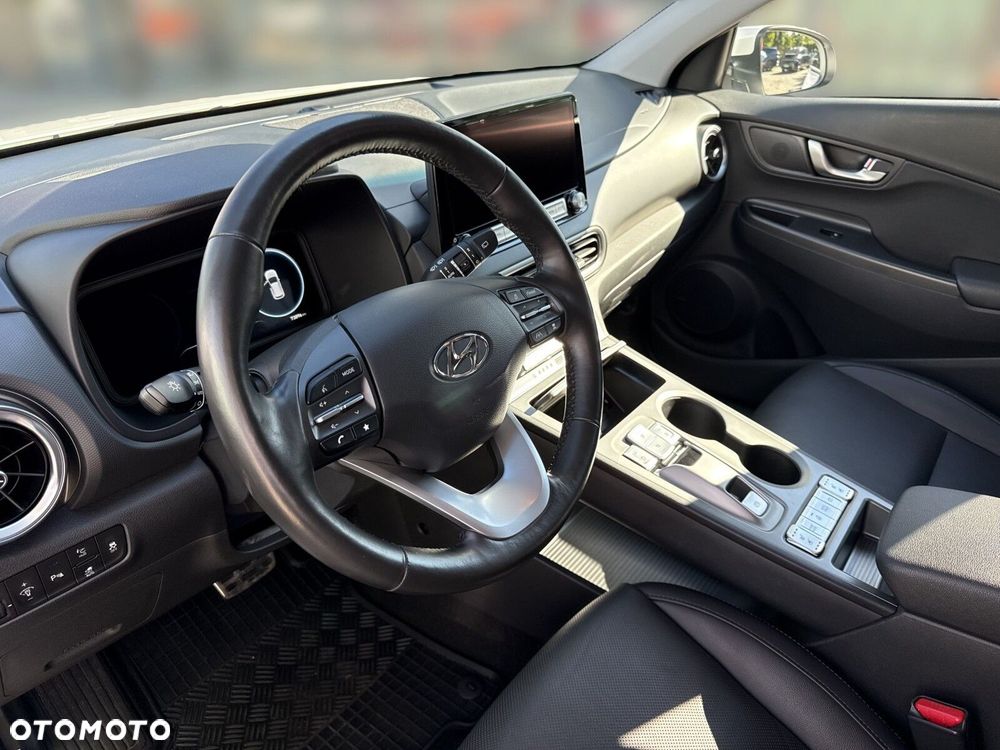 Hyundai Kona - 10