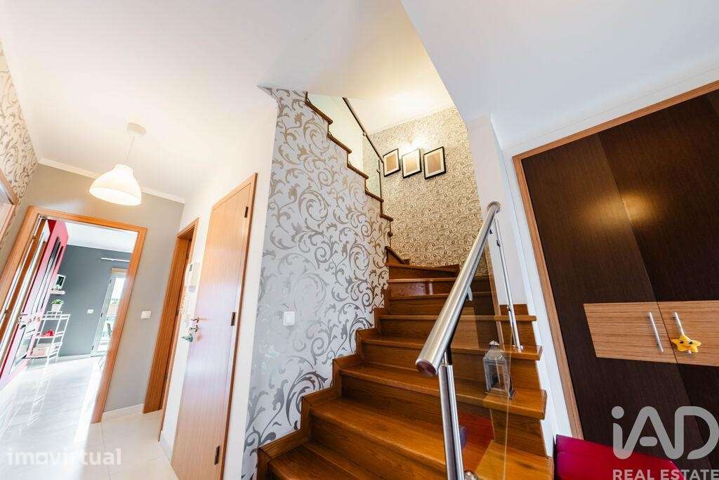 Casa / Villa T4 em Cadaval e Pêro Moniz de 156 m2 - Grande imagem: 3/40