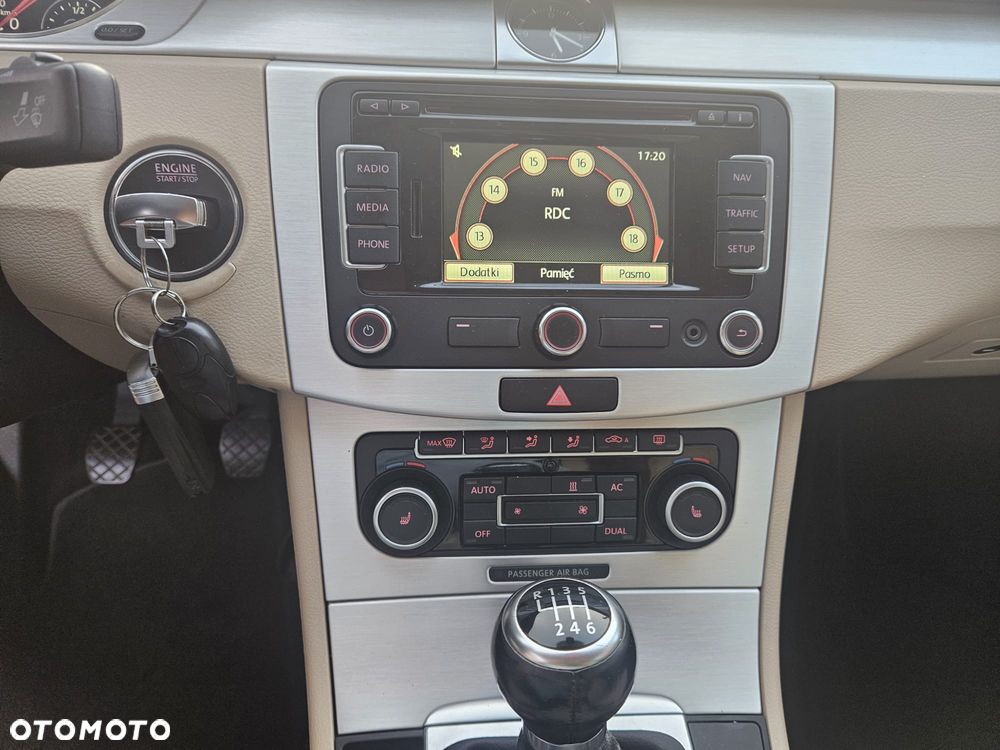 Volkswagen CC 2.0 TDI BlueMotion Technology - 22