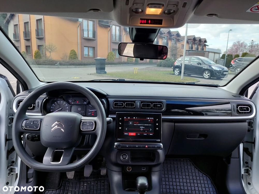 Citroën C3 1.2 PureTech Shine S&S - 11