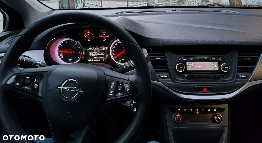 Opel Astra - 8