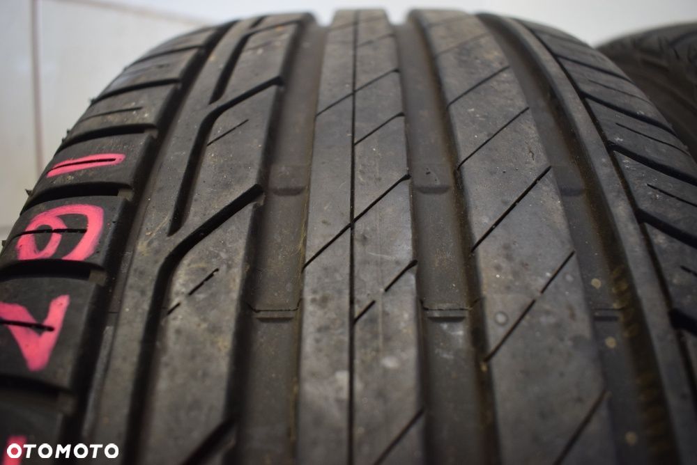 R18 215/50 Bridgestone Turanza T001 - 2