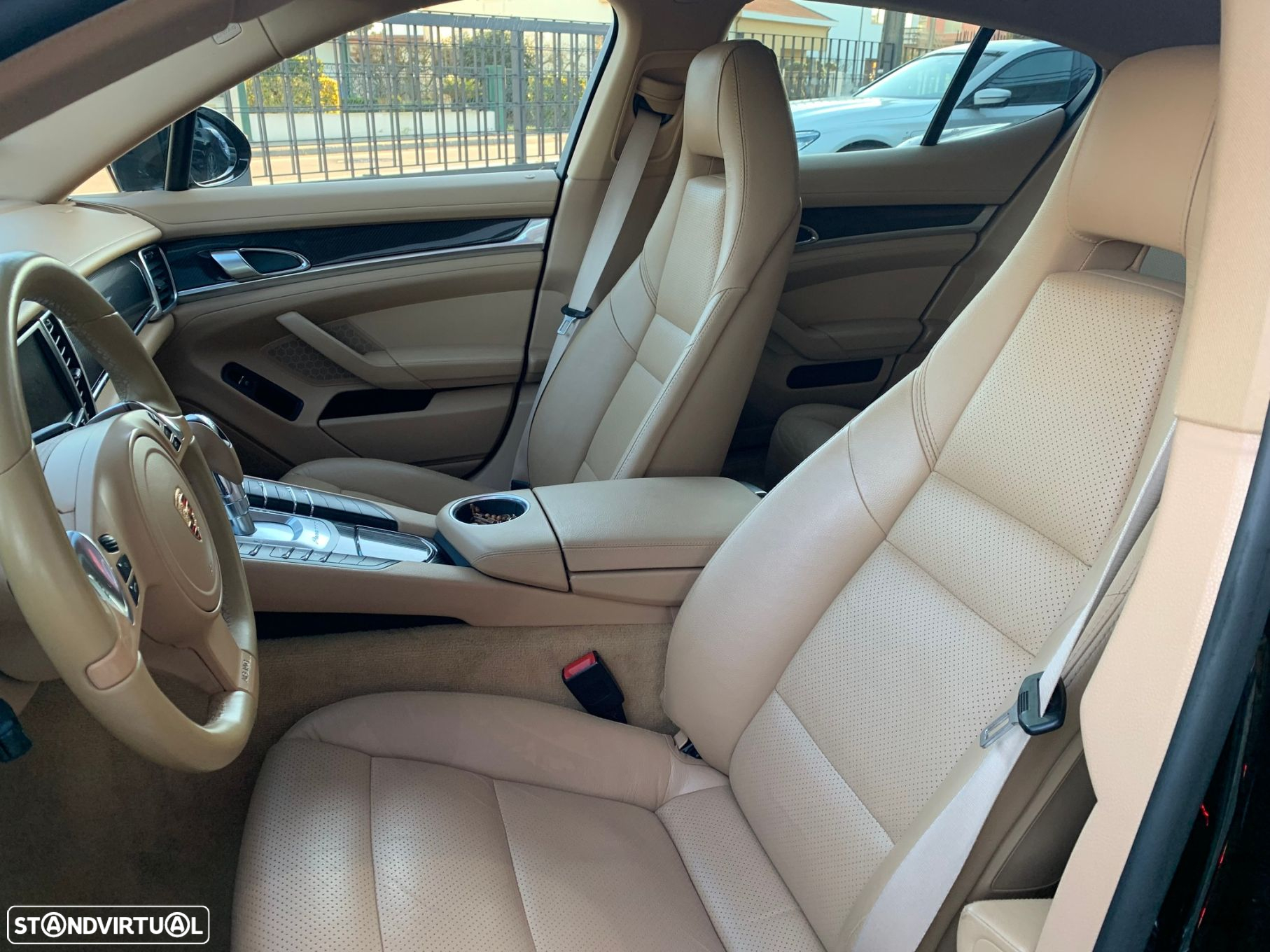 Porsche Panamera Standard - 15