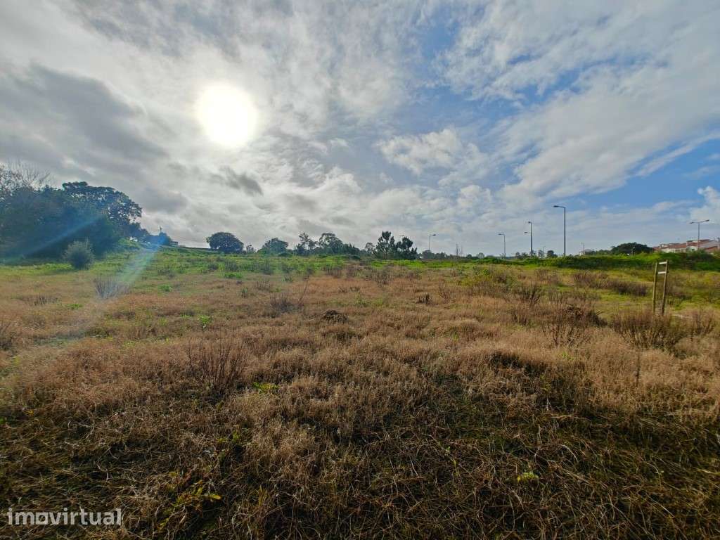 Terreno de 4000m2 no centro das Caldas da Rainha - Grande imagem: 4/19