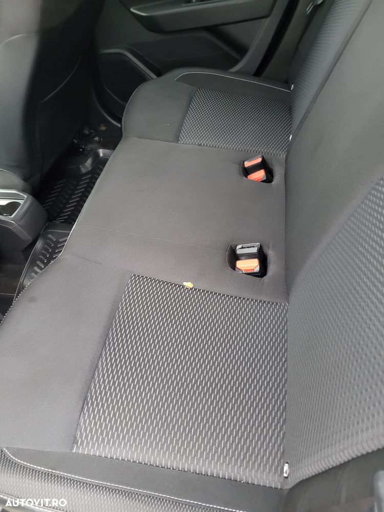 Dacia Duster 1.6 SCe Essential - 16