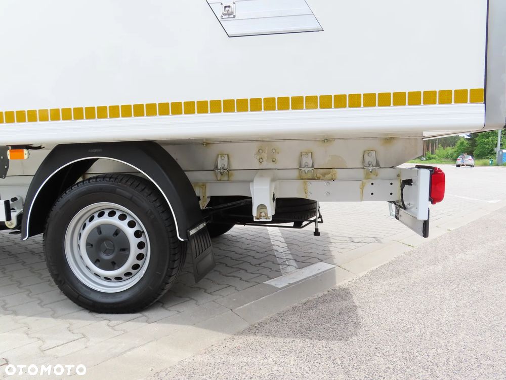 Mercedes-Benz Sprinter 314 CDI 2.2 CDI 143 KM Chłodnia -32 st.C Agregat Thermo King V300 MAX Izoterma 7 E.Palet 3612 mm LAMAR Boczne Drzwi Rozstaw Osi 3665 mm WZMACNIANY - 18