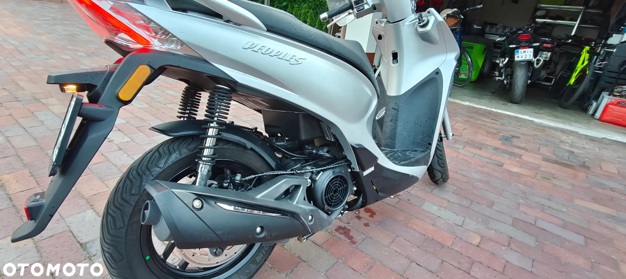 Kymco People - 5