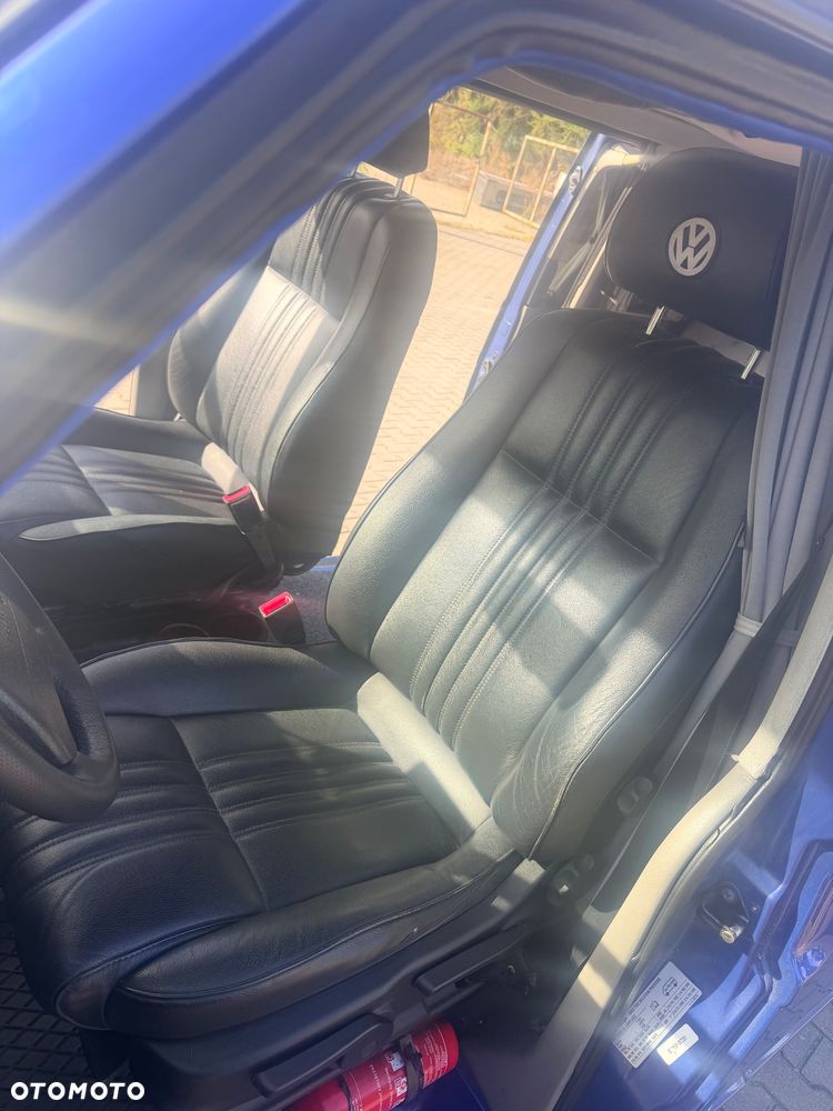 Volkswagen Multivan Standard - 8