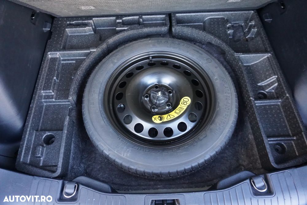 Ford Kuga 2.0 EcoBlue 4x4 Aut. ST-LINE X - 30