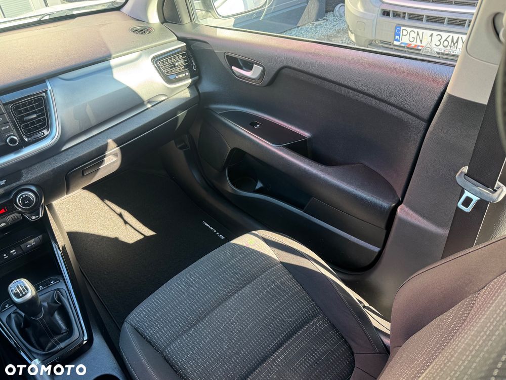 Kia Stonic 1.4 M - 29