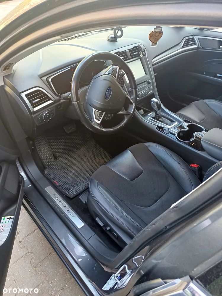 Ford Mondeo 2.0 TDCi Titanium PowerShift - 16