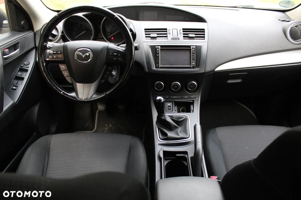 Mazda 3 - 16