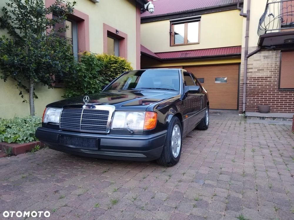 Mercedes-Benz W124 (1984-1993) - 21