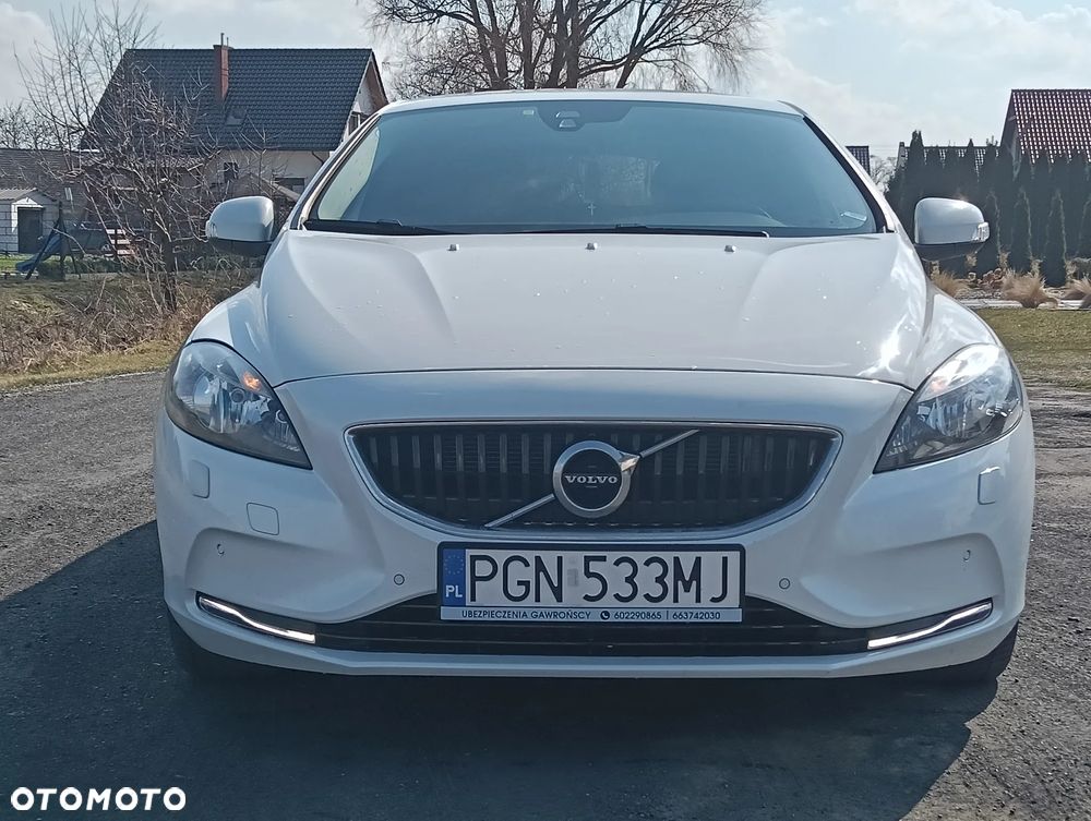 Volvo V40 - 8