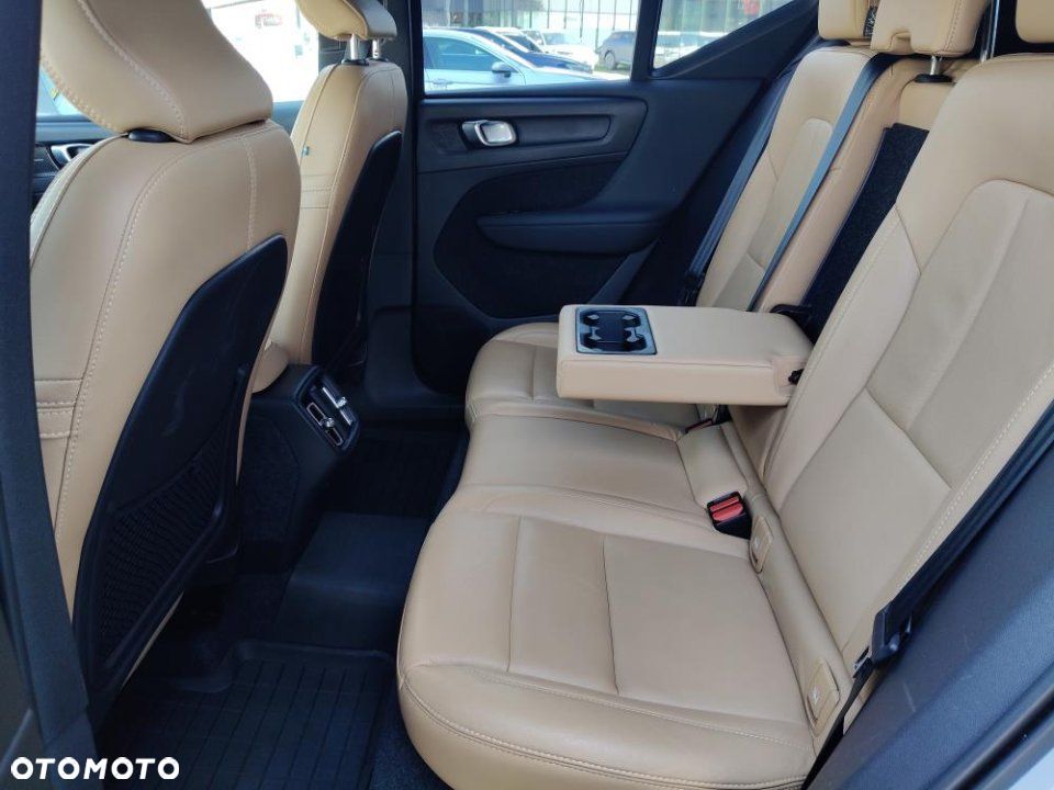 Volvo XC 40 - 14
