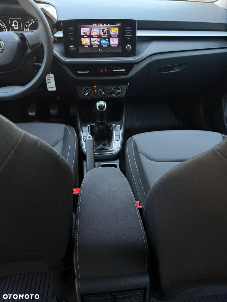 Skoda Fabia 1.0 Ambition - 14
