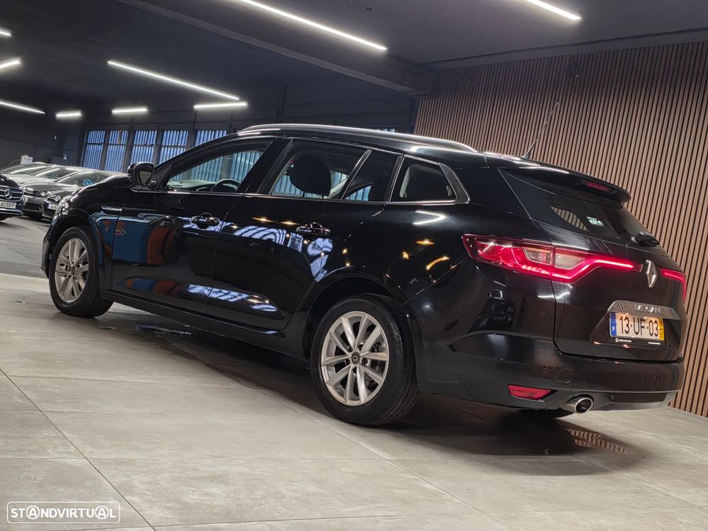 Renault Mégane Sport Tourer 1.5 dCi Intens - 2
