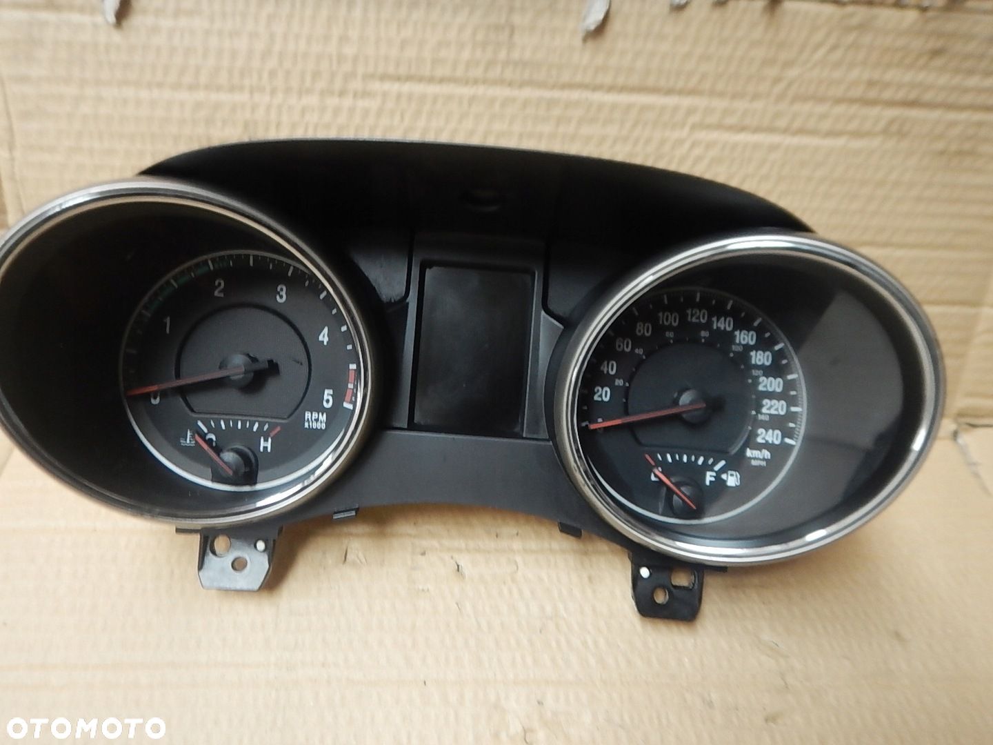 LICZNIK ZEGARY JEEP GRAND CHEROKEE IV WK2 3.0CRD 56046664AC EUROPA - 1