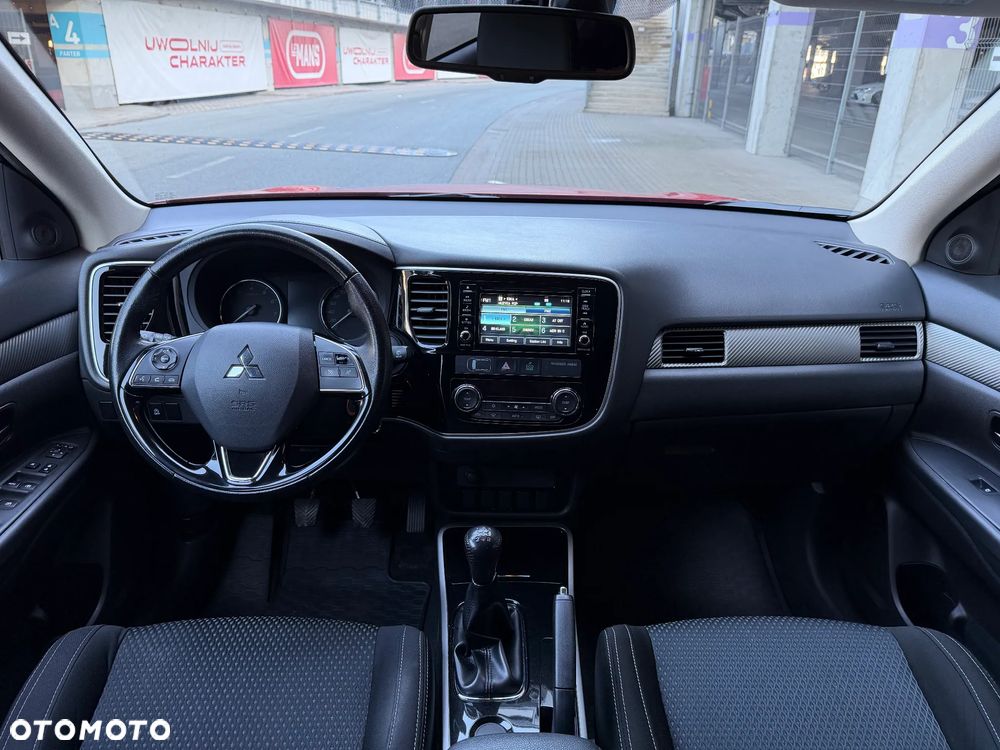 Mitsubishi Outlander 2.0 2WD Diamant - 20