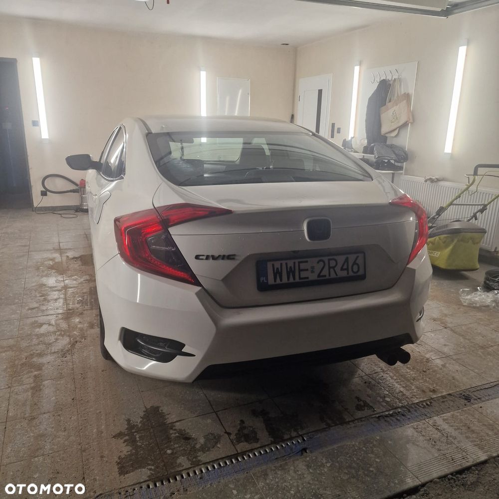 Honda Civic - 4