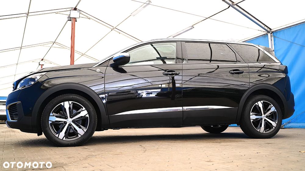 Peugeot 5008 - 3