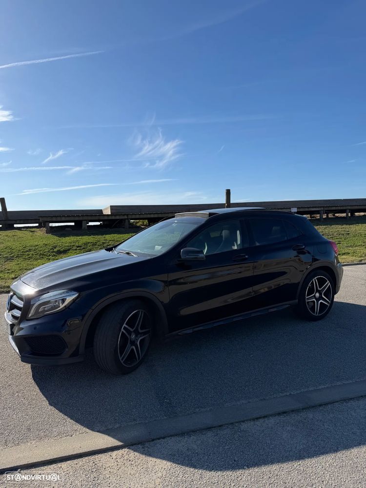 Mercedes-Benz GLA 220 CDI AMG Line 4-Matic - 4