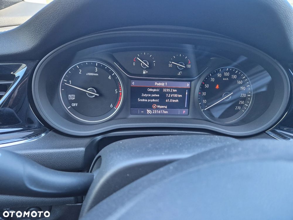Opel Insignia - 6