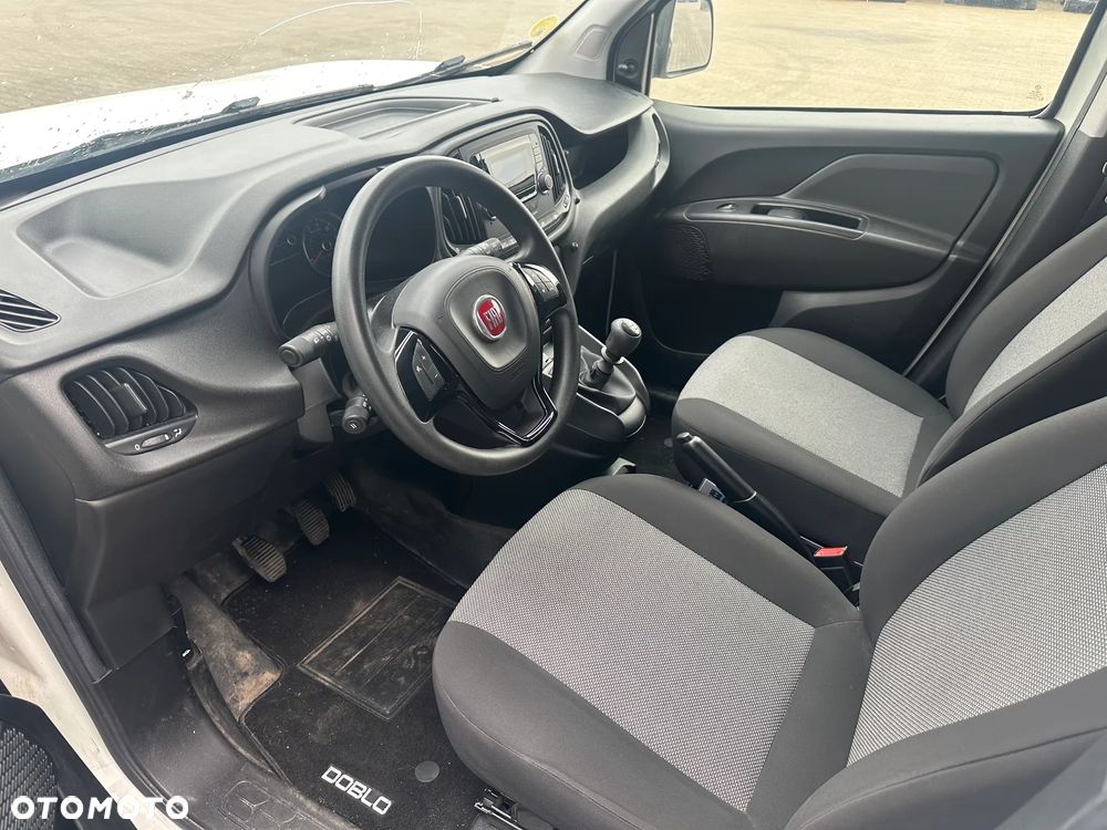 Fiat DOBLO - 8