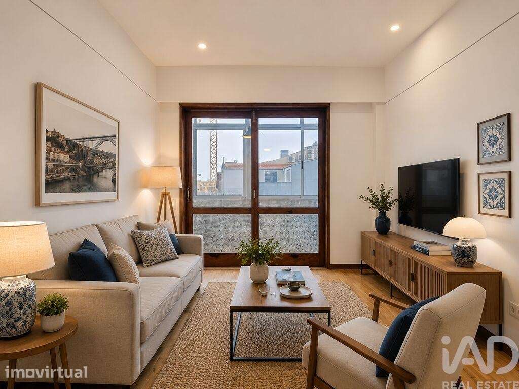 Apartamento T1 em Cedofeita, Santo Ildefonso, Sé, Miragaia, São Nicola - Grande imagem: 2/28