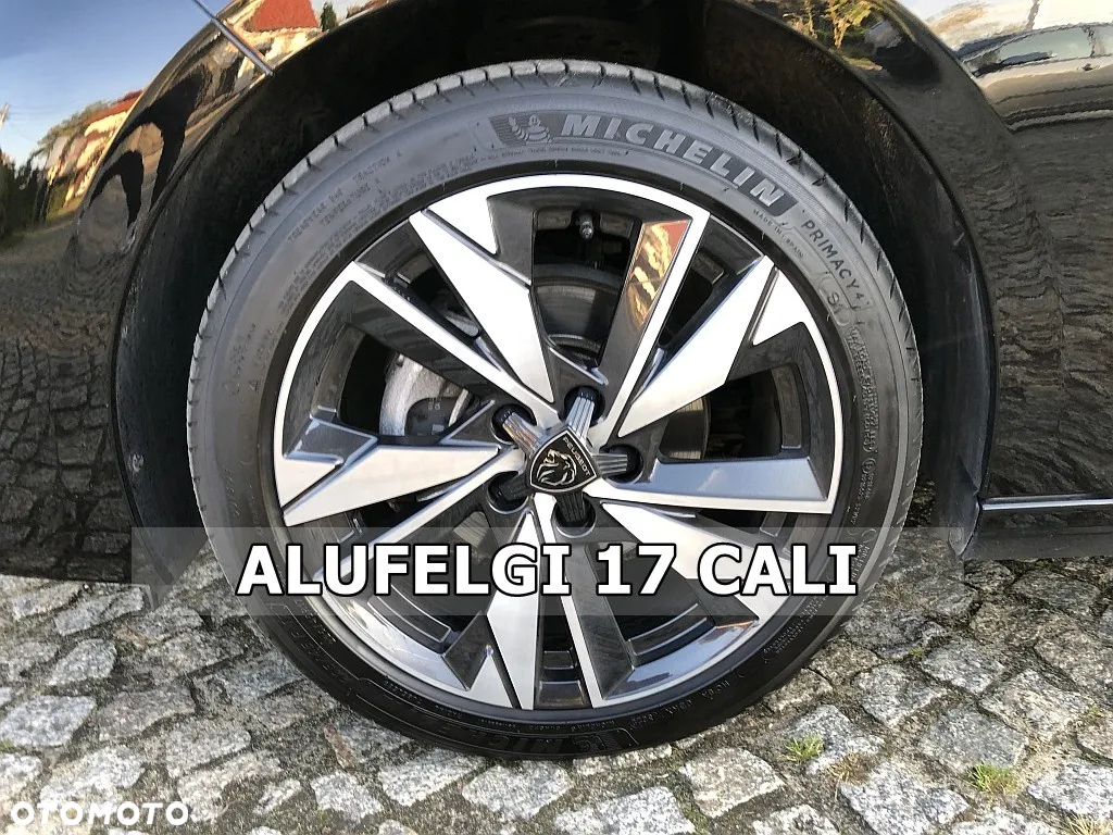 Peugeot 308 1.2 PureTech Allure S&S - 35