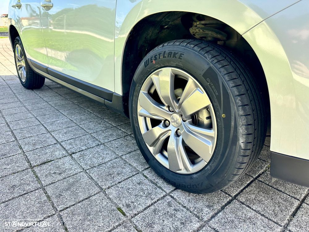 Peugeot 2008 1.6 BlueHDi Style - 12