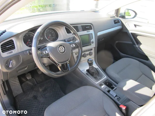 Volkswagen Golf VII 1.6 TDI BlueMotion Trendline - 14