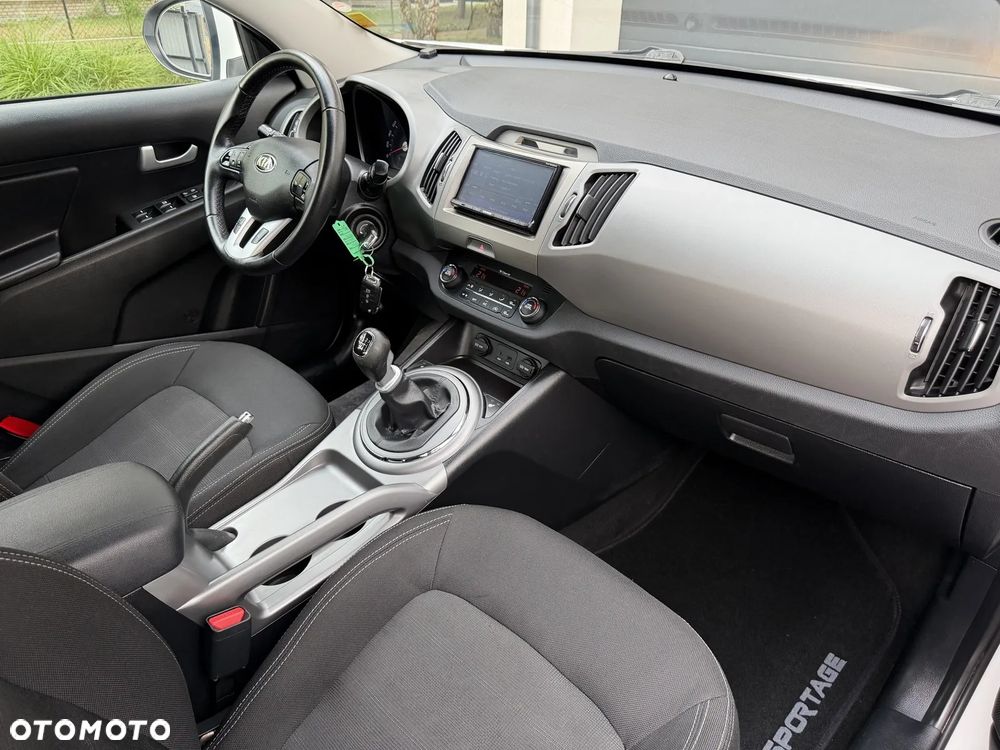 Kia Sportage 1.6 GDI L 2WD - 26