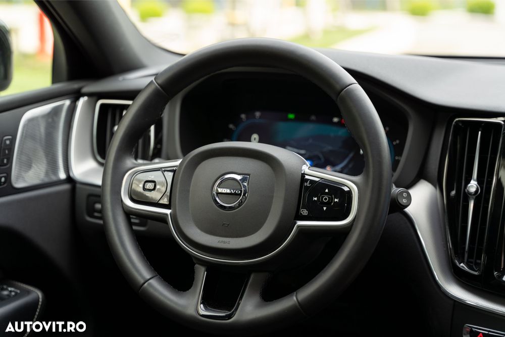 Volvo XC 60 B5 D AWD Geartronic RDesign - 20