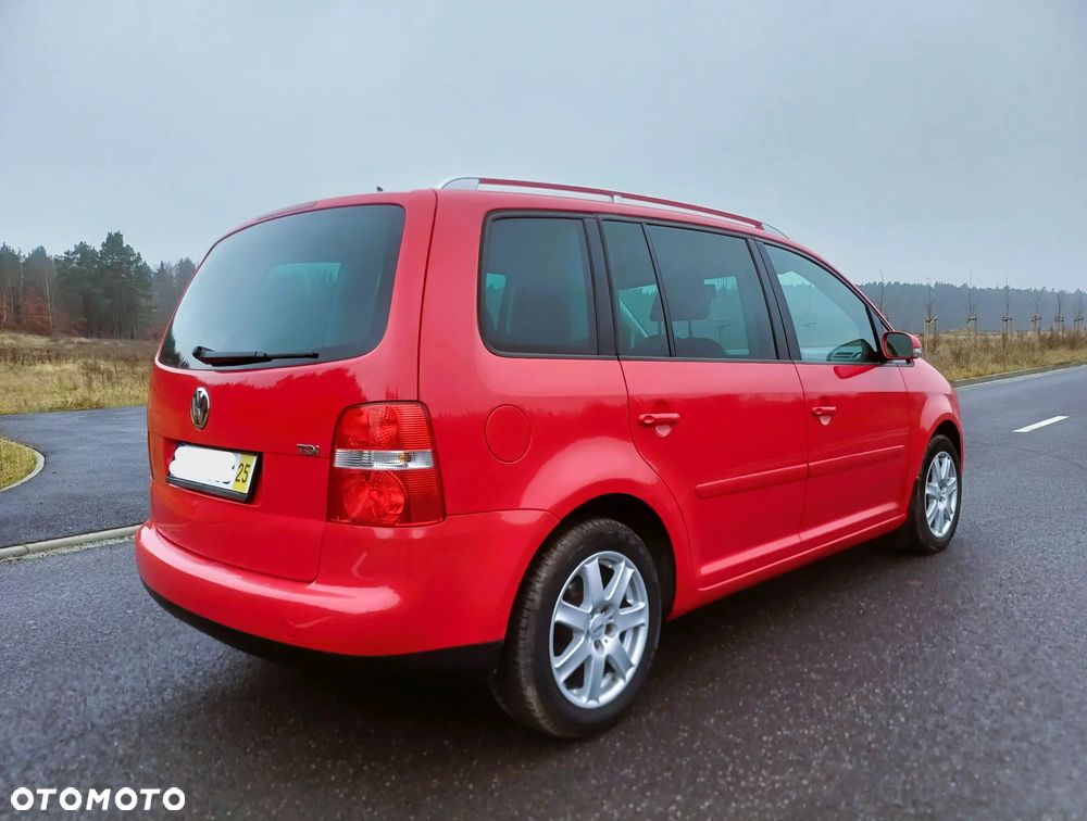 Volkswagen Touran 1.9 TDI Highline - 8