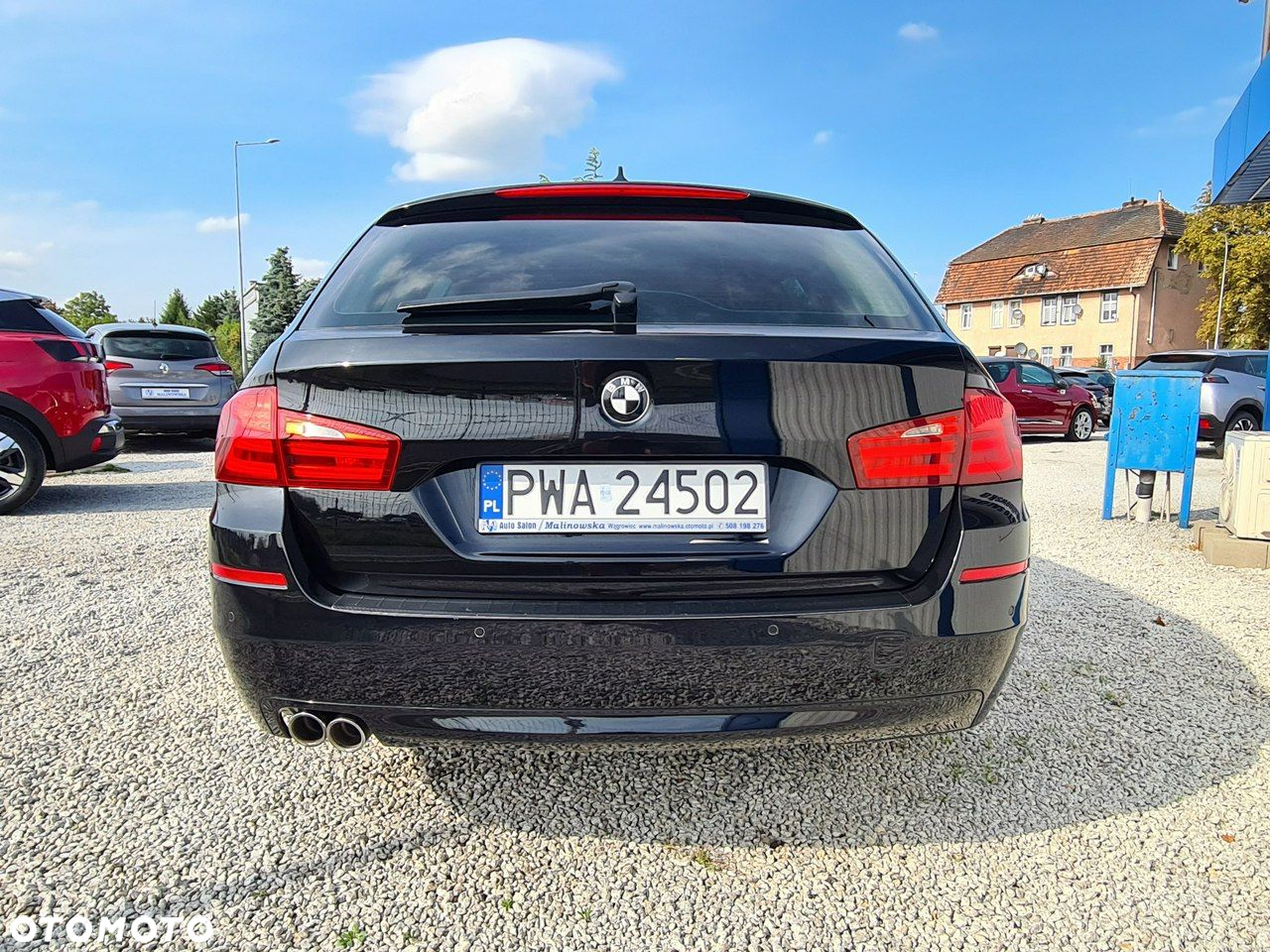 BMW Seria 5 520d Touring - 6
