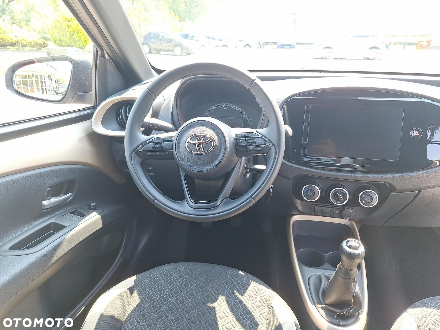 Toyota Aygo X - 12