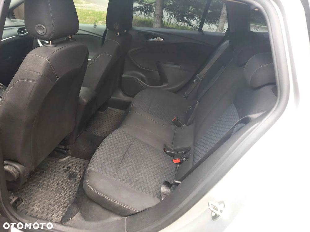 Opel Astra IV 1.6 CDTI Sport - 5