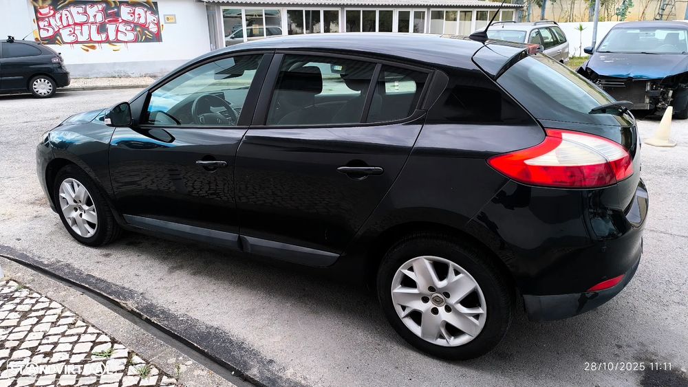 Renault Mégane ver-1-5-dci-limited - 15