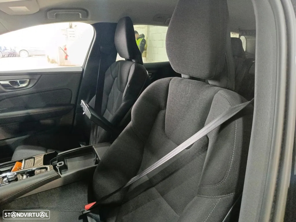 Volvo V60 2.0 T6 AWD TE Inscription Expression - 3