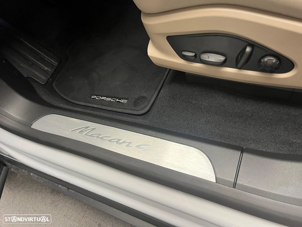 Porsche Macan Electric 4 - 40