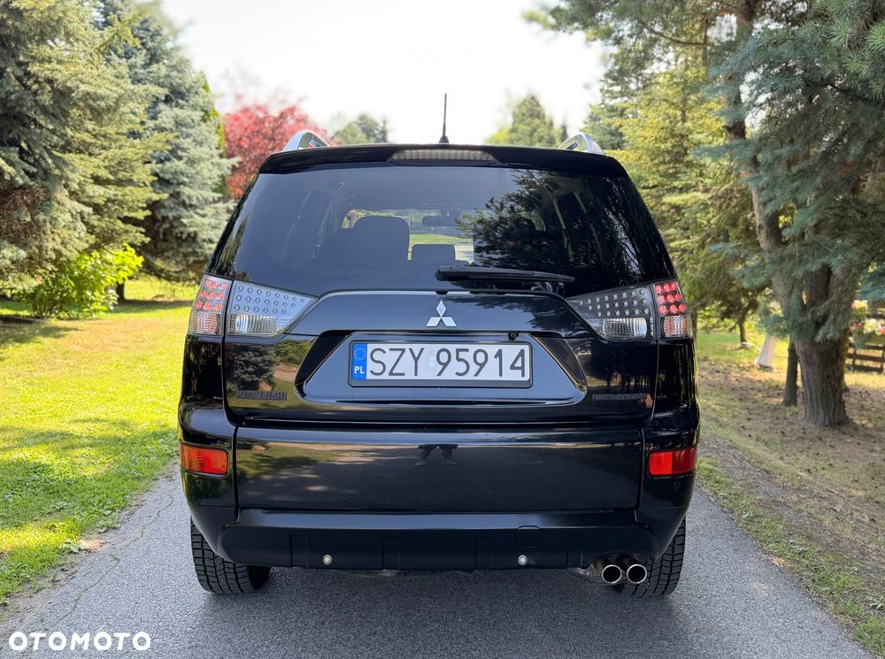 Mitsubishi Outlander 2.0 DID Intense + - 8