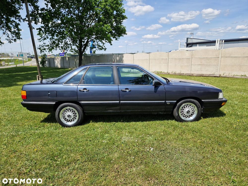 Audi 200 2.2 Turbo - 8