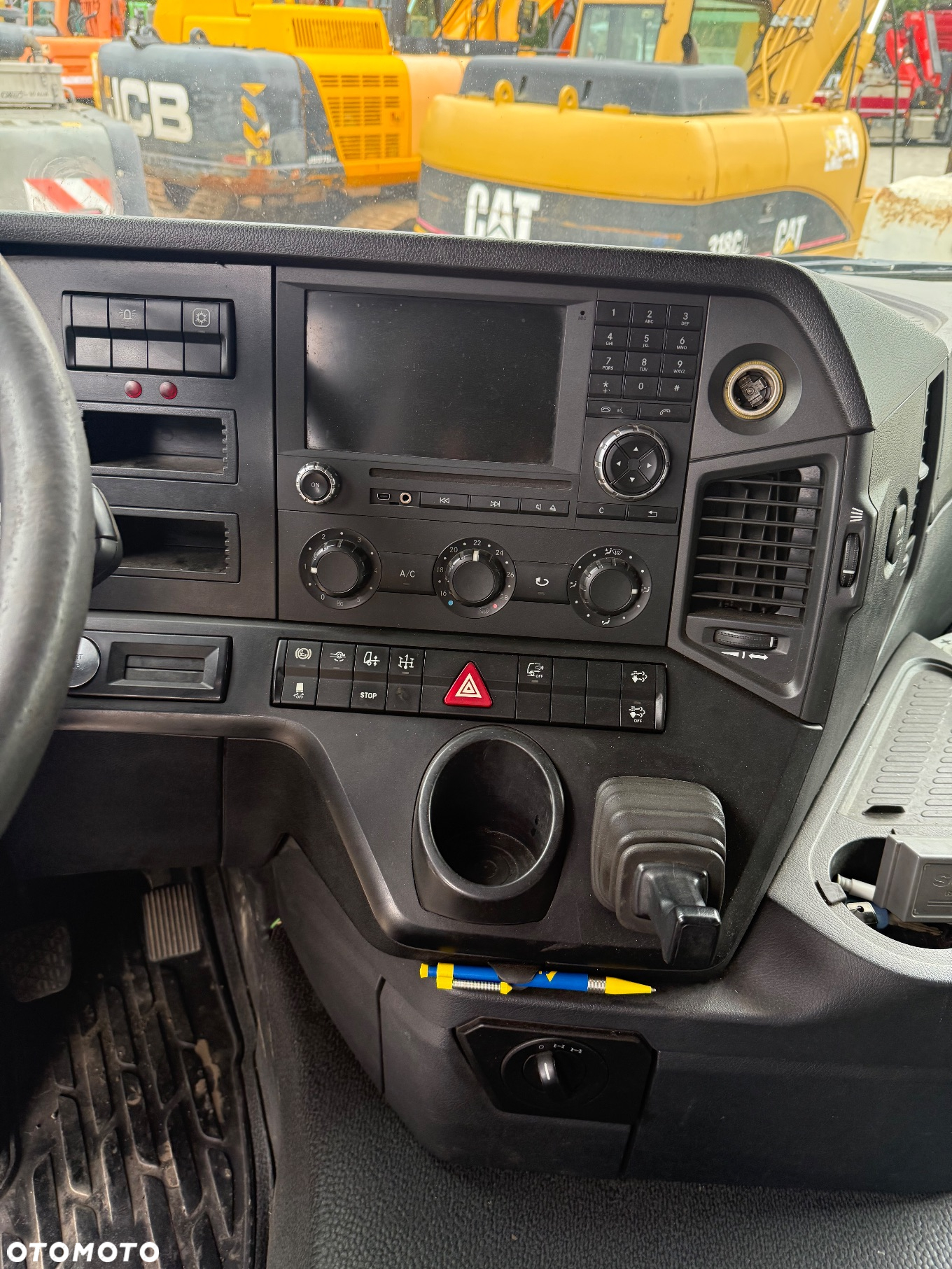 Mercedes-Benz AROCS 2843 - 13